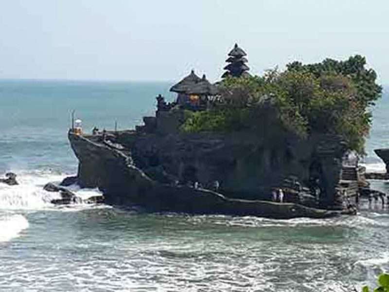 Tanah Lot Temple Bali – Best Place to See Sunset in Bali