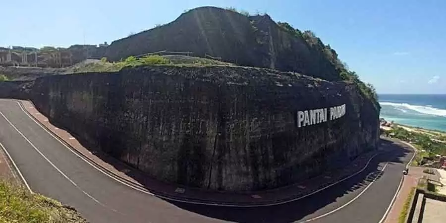 Pandawa becah bali